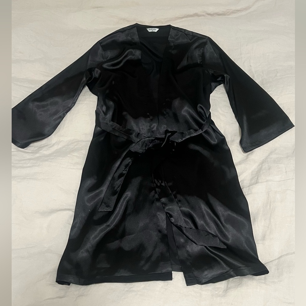 Elegant Black Satin Robe Women’s Small - Picture 2 of 6